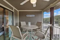 Cozy Condo with Rock Fireplace and Pool - Gorgeous Waterfront Oasis Hotels in Osage Beach