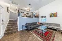 Charming Condo with Fireplace and Workspace - Beautiful Retreat