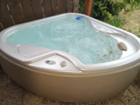 1Bed/1Bath Newly Remodeled Full Kitchen ne ar main street 44 miles from Yosemite