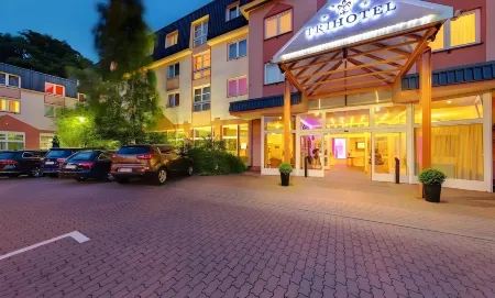 Trihotel Rostock - Wellnesshotel Adults Only Отели в г. Думмерсторф