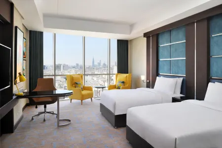 Holiday Inn Riyadh Al Malaz Отели рядом со станцией Железнодорожная станция Эр-Рияда