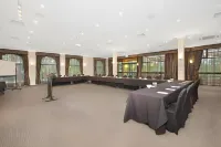 Checkers Resort Hotels in North Narrabeen