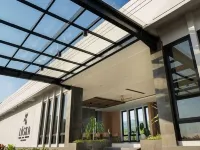 Laska Hotel Resort Ciletuh Hotels near MARWAH KARANGTENGAH CIBADAK