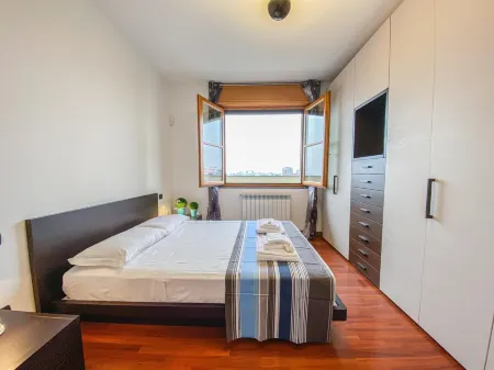 La Terrazza di Giotto - 501 Отели рядом с достопримечательностью «Parco Giorgio Perlasca»