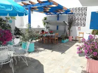 Bouganville Apartments Hotels in Adamantas