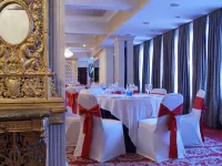 The Ambassador, Marine Drive, Mumbai Hotels near RBI