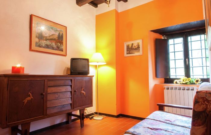 Farmhouse in Dicomano with Tuscan Views