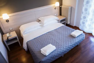 Twelve Hotel Hotel di Nichelino