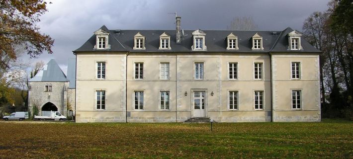 Château de Lazenay, Bourges Val d'Auron ブールジュのホテル