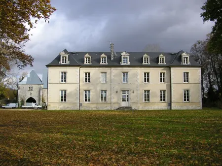 Château de Lazenay - Résidence Hôtelière