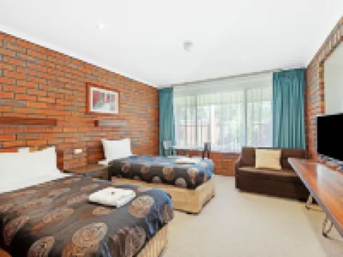 Golden Country Motel and Caravan Park Hotels in Maryborough