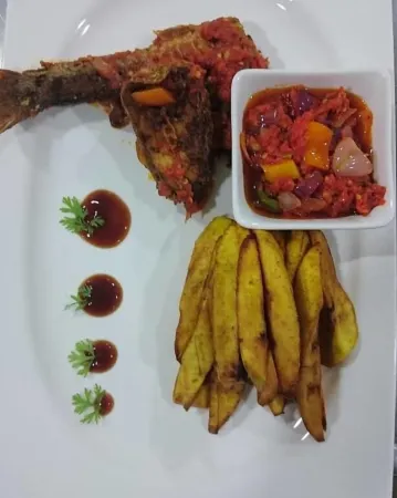 Santarosa Suites & Bar Отели в г. Джос