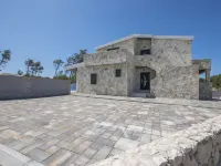 Apartments-Sana Hotels in Vir