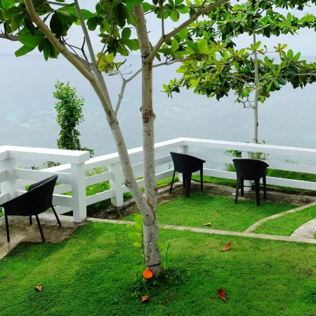 Cliffside Resort