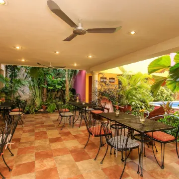 Art 57 Hotel - Adults Only