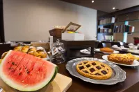 Cuneo Hotel - فطور