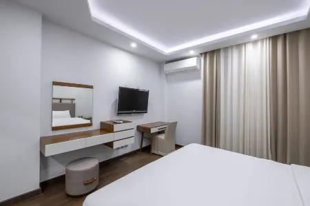 Vesta - New Cairo Residence Отели рядом с достопримечательностью «Канадский международный колледж - CIC»