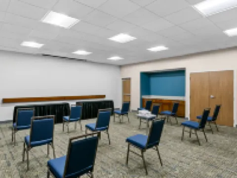 Hampton Inn & Suites Baltimore/Woodlawn Hotels in Baltimore County