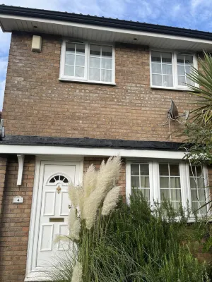 Cardiff 3Bed House-FreeParking-15MinWalkToStadium Hotels near From Pit to Port