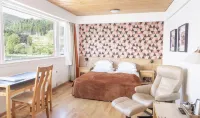 Lavik Fjord Hotel & Apartments Hotels in 