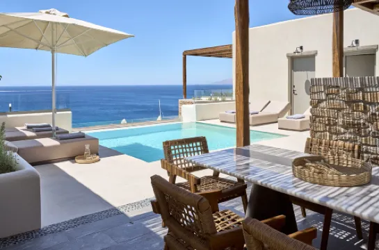 Ios Grand Pool Suites