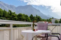 Studio for 2 People - Split Region