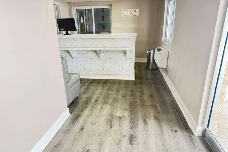 Super 8 by Wyndham Rockford South