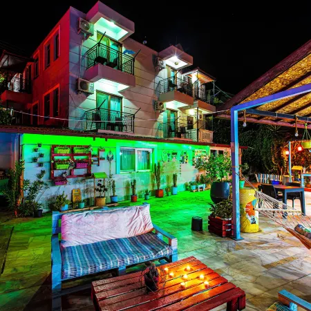 Tuthaliya Hotel