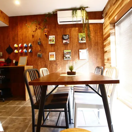 365Base Outdoor Hostel