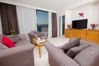 Royal Sun Resort - Airport Shuttle
