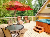Cherry Valley Manor Hotels in Smithfield Township