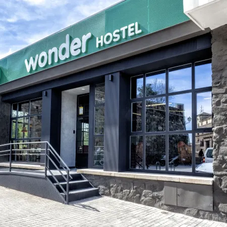 Wonder Hostel
