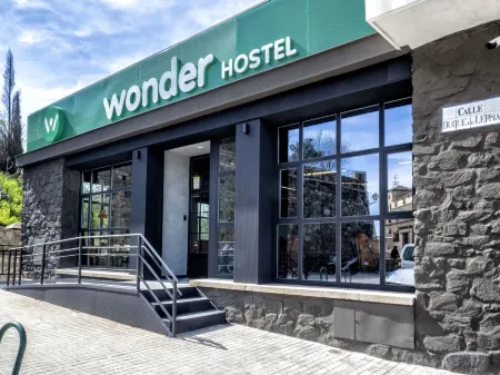Wonder Hostel Отели в г. Вега де Толедо