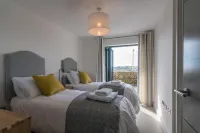 Apartment 3 Waterstone House - Sea Front Apartment, Hot Tub - balcony