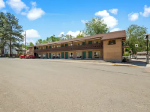 The Alpine Motel Hotels in Mesa County