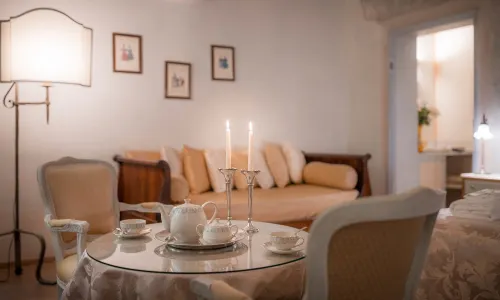 Novella House - Romantic