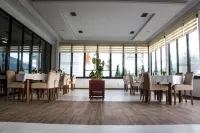 King Hotel - breakfast