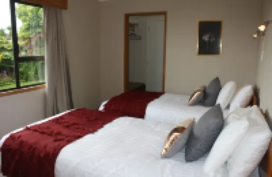 Jenny's Bed & Breakfast