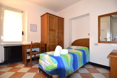 Hotel Montecodeno Отели рядом с достопримечательностью «Villa Monastero»