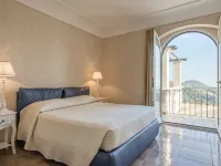 Collina Degli Ulivi B&B Hotels in Itri