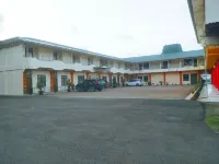 Tundreheni Hill Hotel and Restaurant Hotel dekat Caritas Market
