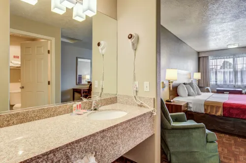 Econo Lodge St George North - Near Pioneer Park Hotels in St. George