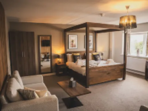 Crossways Hotels in Shepton Mallet
