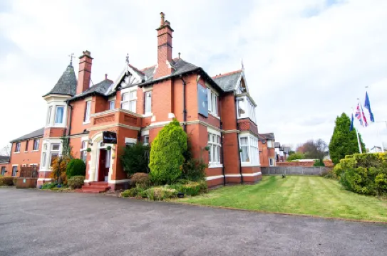 Trivelles Park Hotel