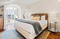 Roche Harbor Resort Hotels in Deer Harbor