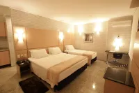 Hotel Confiance Centro Cívico - Kitchens