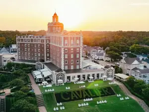 The Historic Cavalier Hotel and Beach Club, Autograph Collection