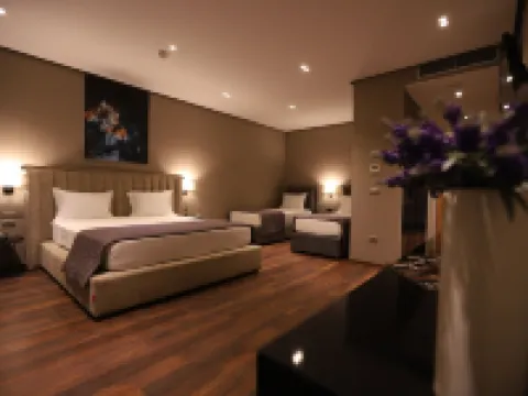Supreme Hotel Hotels in Golem