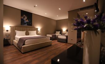Supreme Hotel