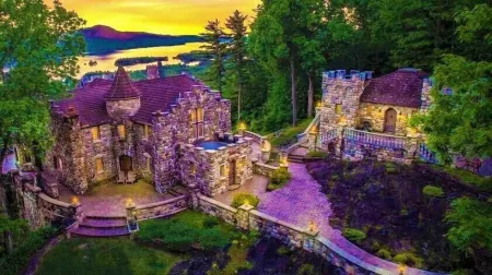 Highlands Castle Overlooking Lake George Plus 2 Other Castles & Suites